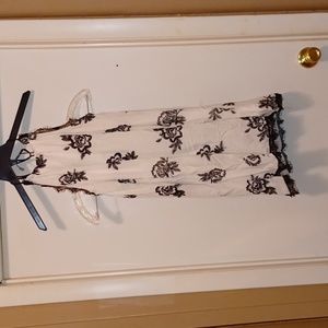 NWT - Haute Nites Black & White Sleeveless Floral Halter Sundress - Size Large